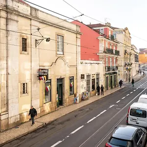 https://cozy-apartment-in-amazing-location.hotels-lisbon-portugal.com