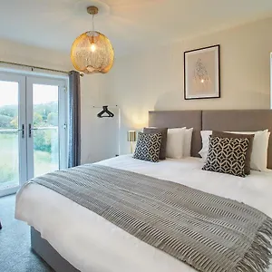 Holiday home Host & - Hoggarths Retreat, Whitby